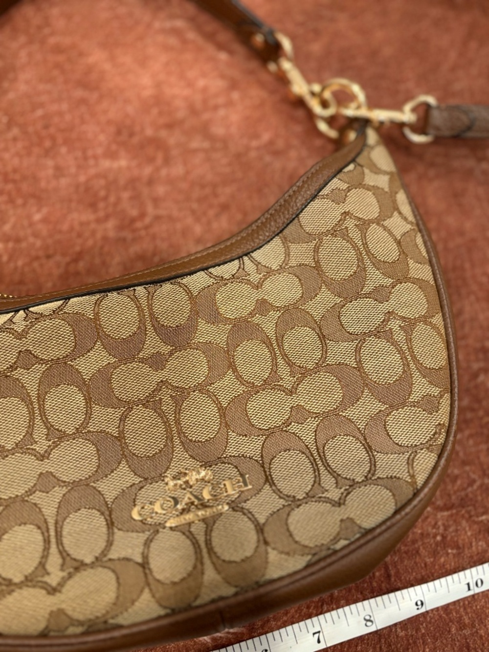Coach Aria Shoulder Bag In Signature Jacquard Logo Sold Out - Picture 3 of 5